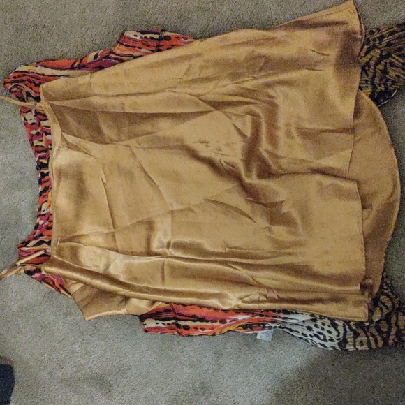 Multi-coloured Tunic Top by Peter Nygård; Size 18. - Picture 3 of 5